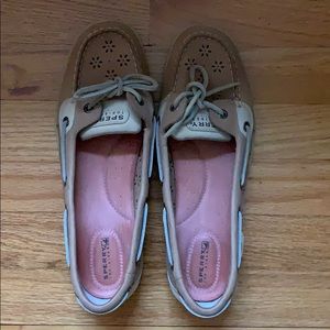 Tan sperry shoes